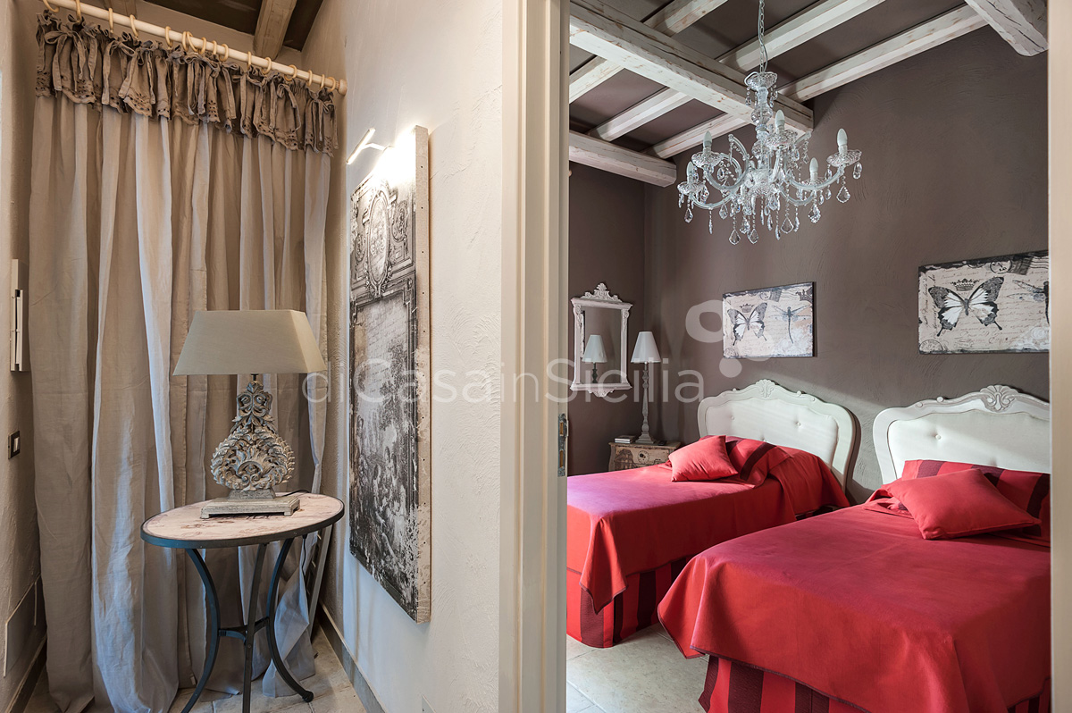 La Pigna Bianca Villa with Pool and Spa for rent near Trapani Sicily  - 48