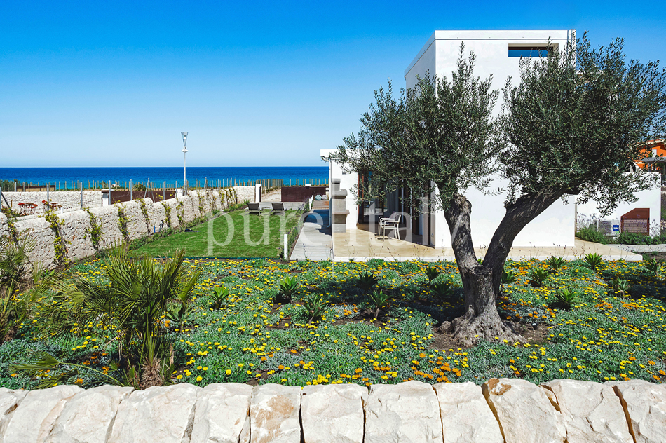 Seafront villas with pool, Sicily’s south-east | Pure Italy - 14