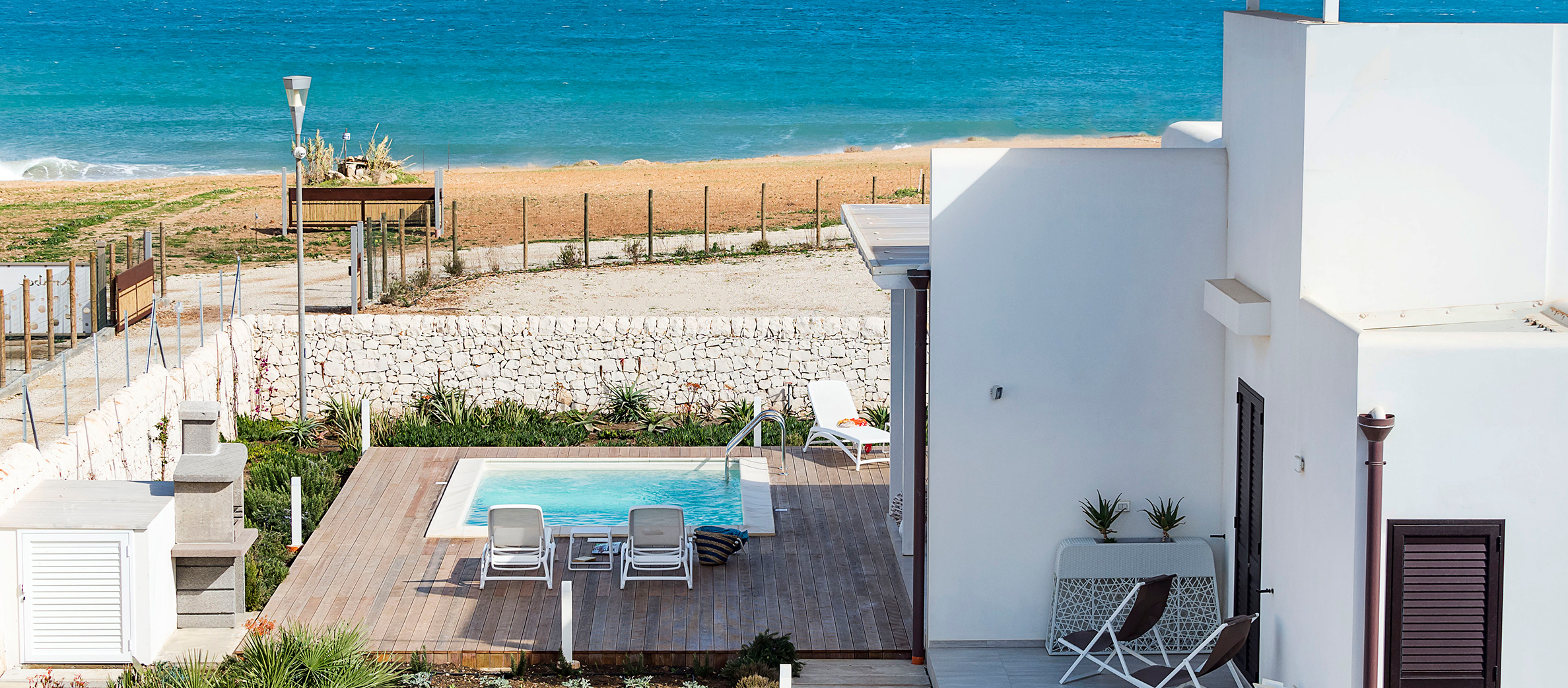 Beachside villas with pool and jacuzzi, Siracusa|Pure Italy - 34