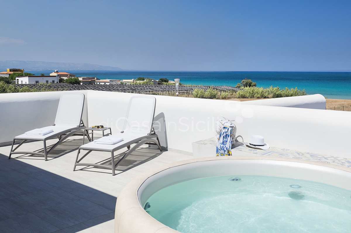 Sicily Villa Rental by the Sea with Pool in Marzamemi near Syracuse - 10