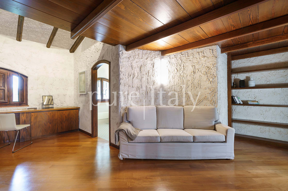 Seafront Family friendly villas near Syracuse | Pure Italy - 73