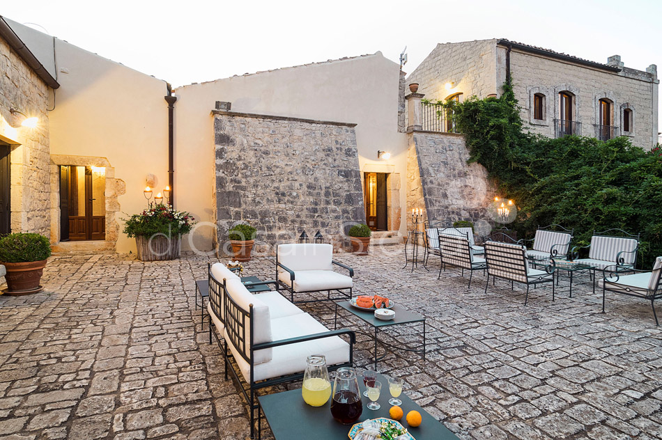 Torre Cozzoverro Country Luxury Villa Rental With Pool Modica Sicily - 10