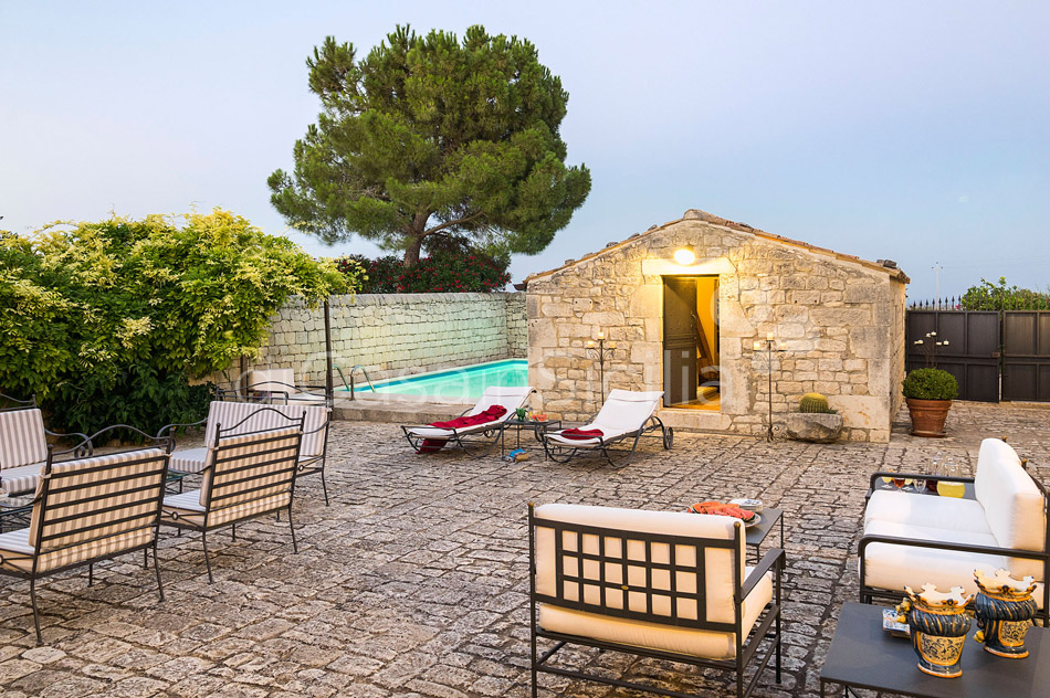Torre Cozzoverro Country Luxury Villa Rental With Pool Modica Sicily - 12