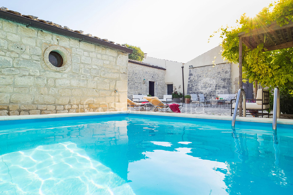 Torre Cozzoverro Country Luxury Villa Rental With Pool Modica Sicily - 15