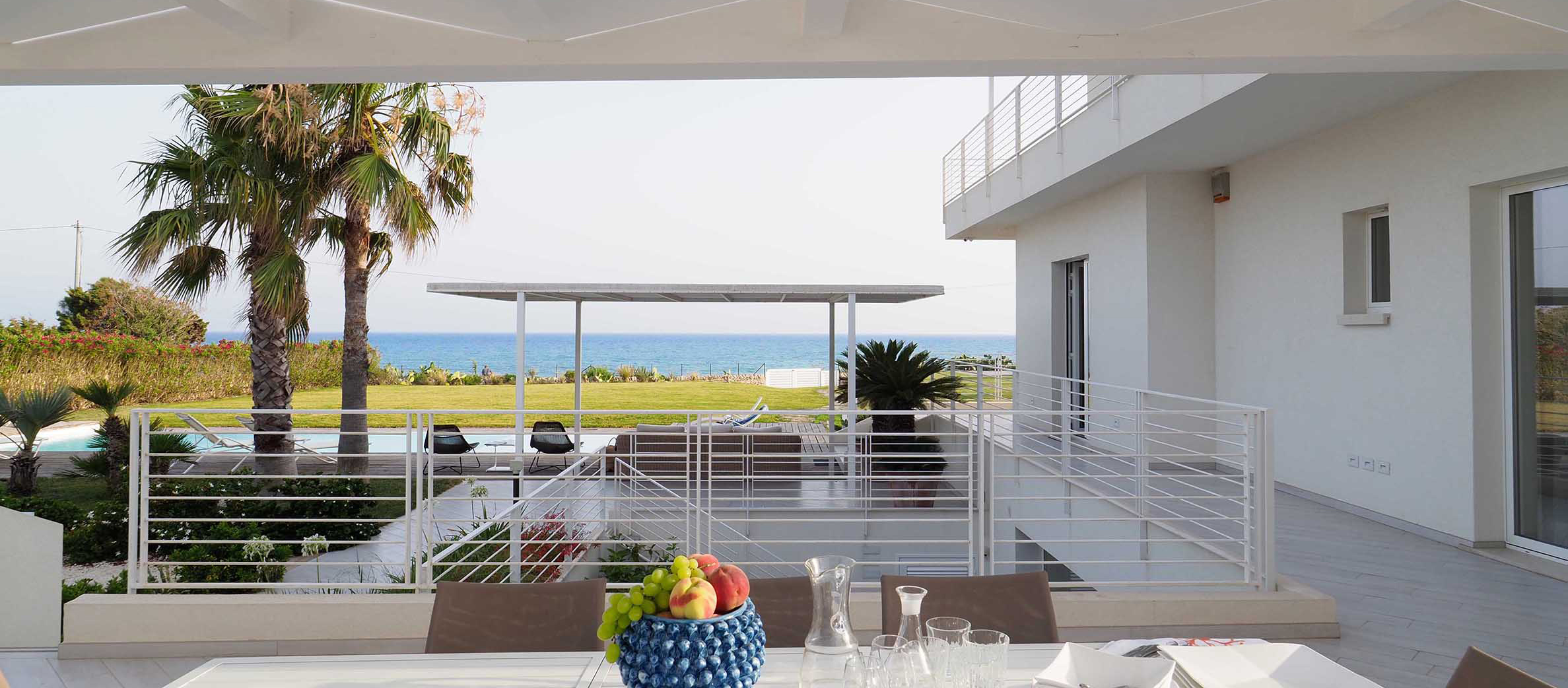 Design-inspired Seafront villa, South-east of Sicily |Pure Italy - 46