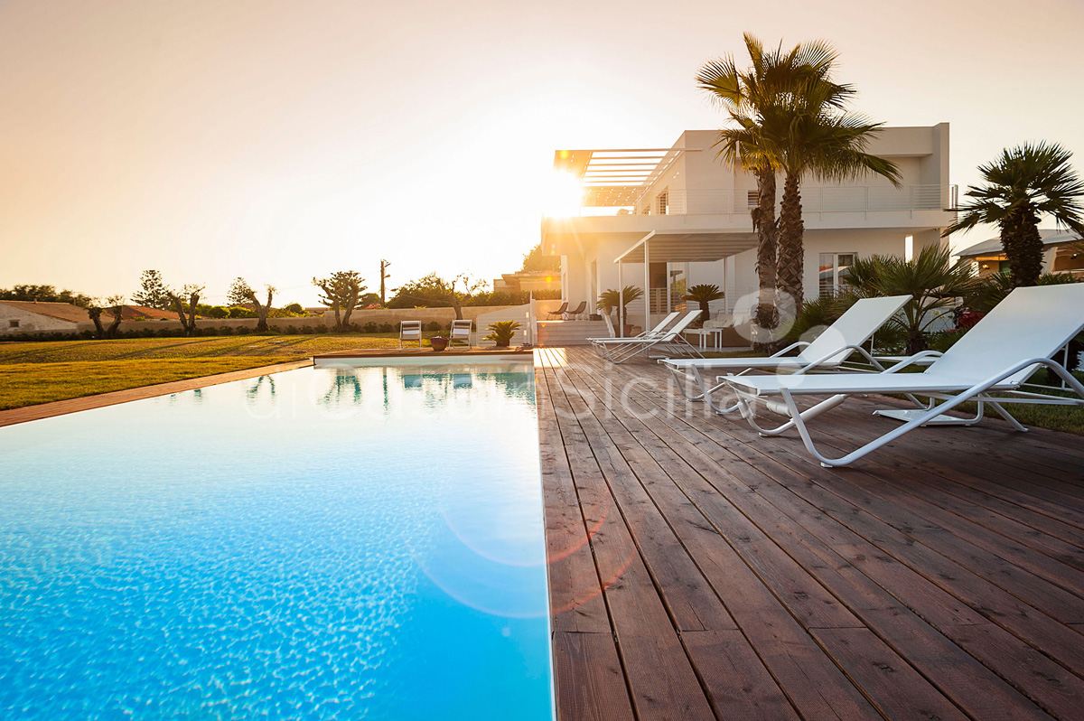 Blumarine Villa de luxe face à la mer avec piscine à Modica, Sicile  - 3
