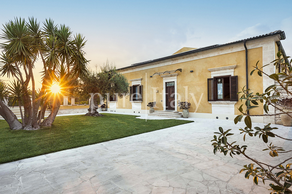 Family villas in Sicily, Southeastern, Val di Noto | Pure Italy - 11