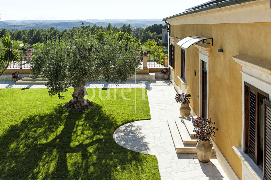 Family villas in Sicily, Southeastern, Val di Noto | Pure Italy - 13