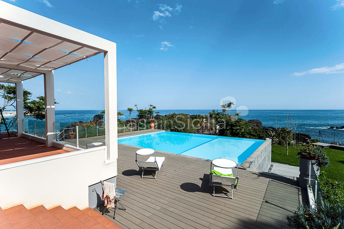 Seafront apartments with pool, Ionian Coast|Di Casa in Sicilia - 14