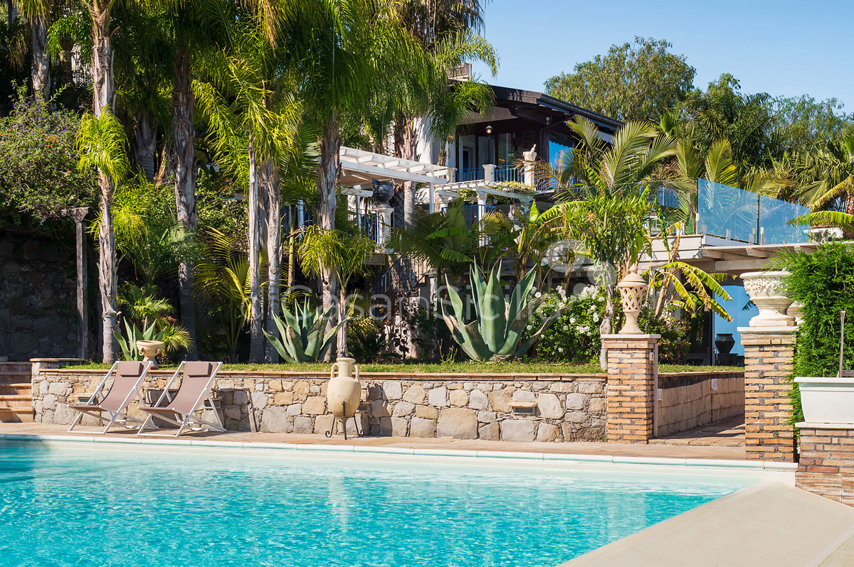 Buena Vista Luxusvilla mit Pool und Meerblick in Taormina Sizilien   - 14