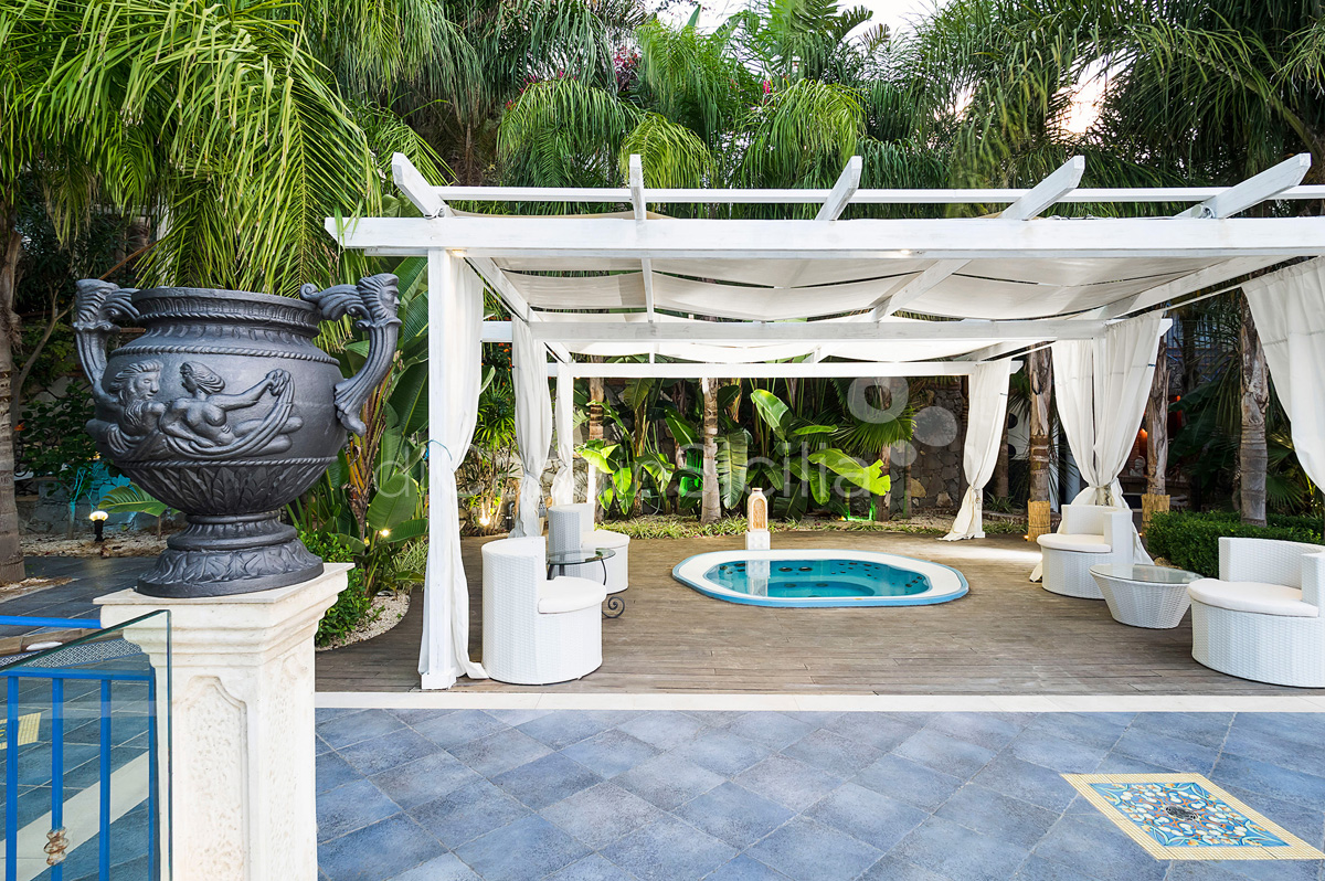 Buena Vista Luxusvilla mit Pool und Meerblick in Taormina Sizilien   - 15