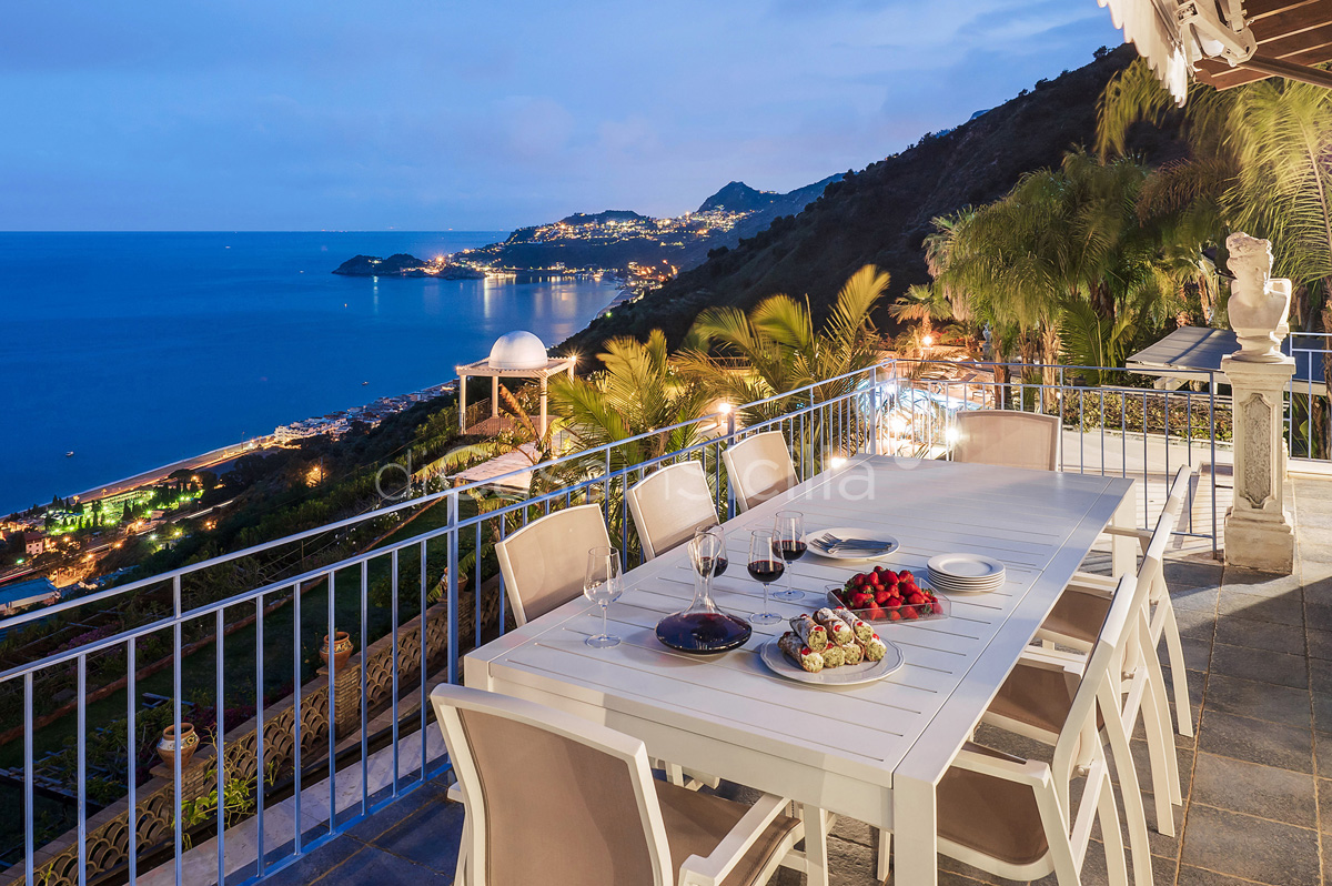 Buena Vista Luxury Seafront Villa with Pool for rent Taormina Sicily - 19