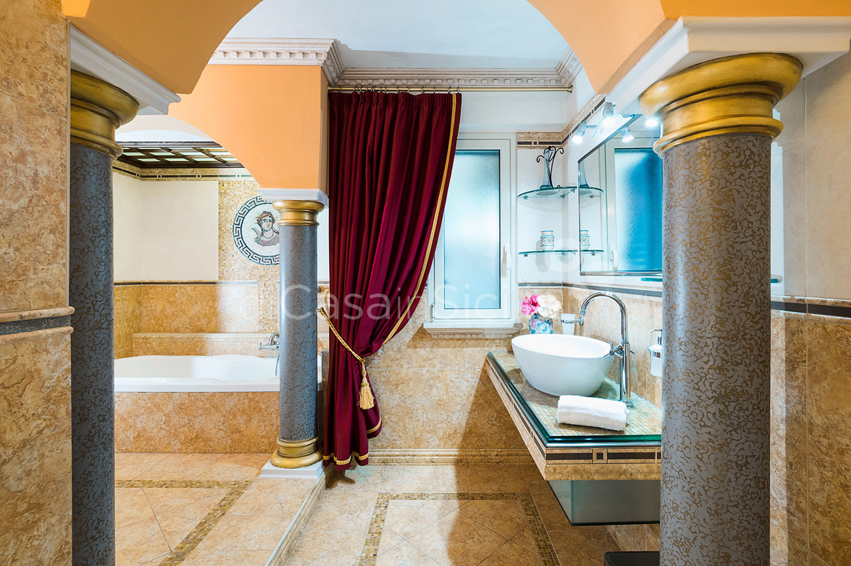 Buena Vista Luxusvilla mit Pool und Meerblick in Taormina Sizilien   - 35
