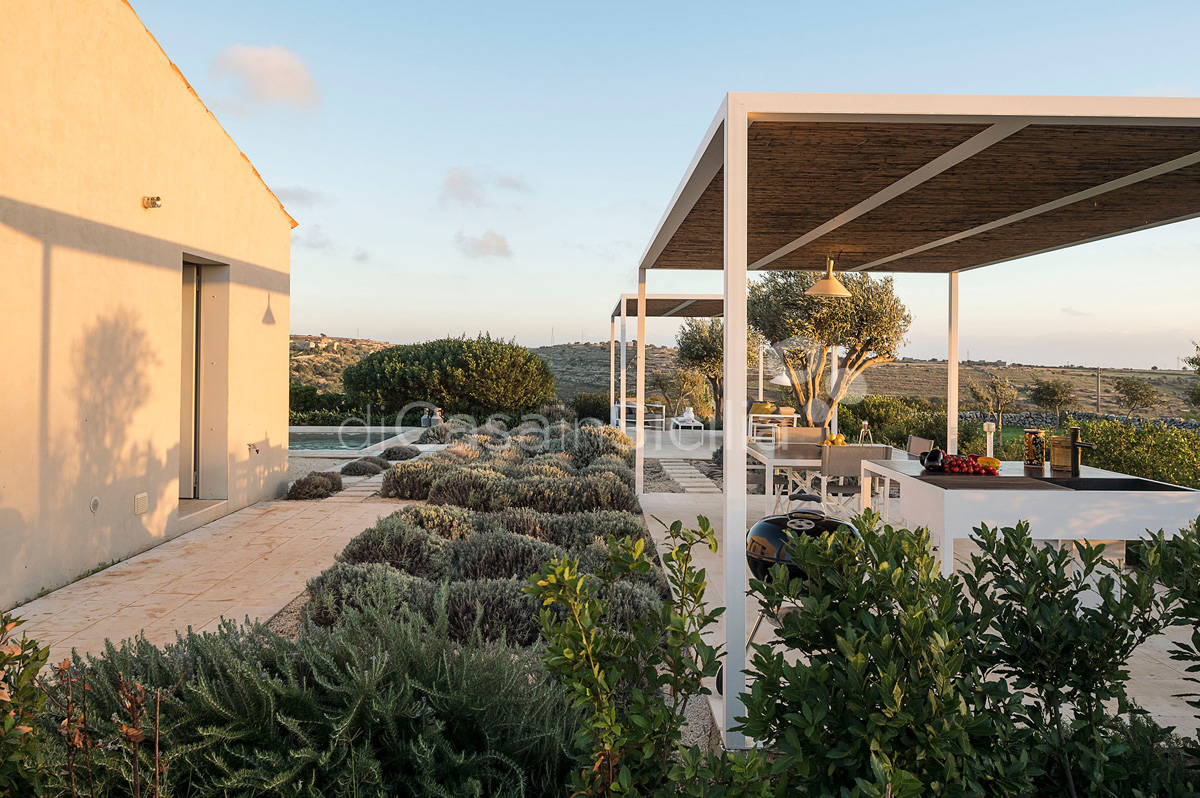 Villas design modern avec piscine à Raguse| Di Casa in Sicilia - 43