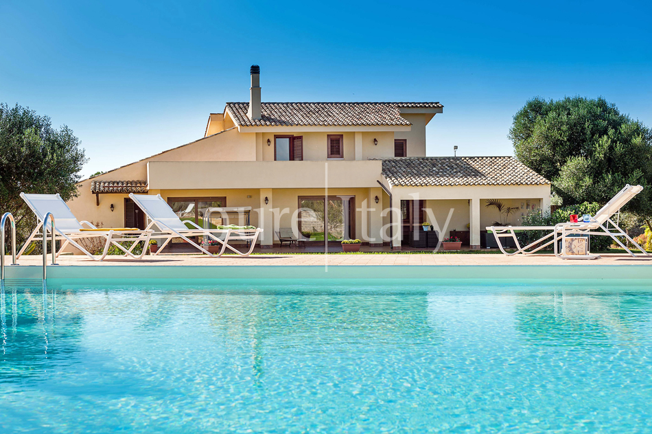 Large group villas with pool near beaches, Apulia | Pure Italy - 10