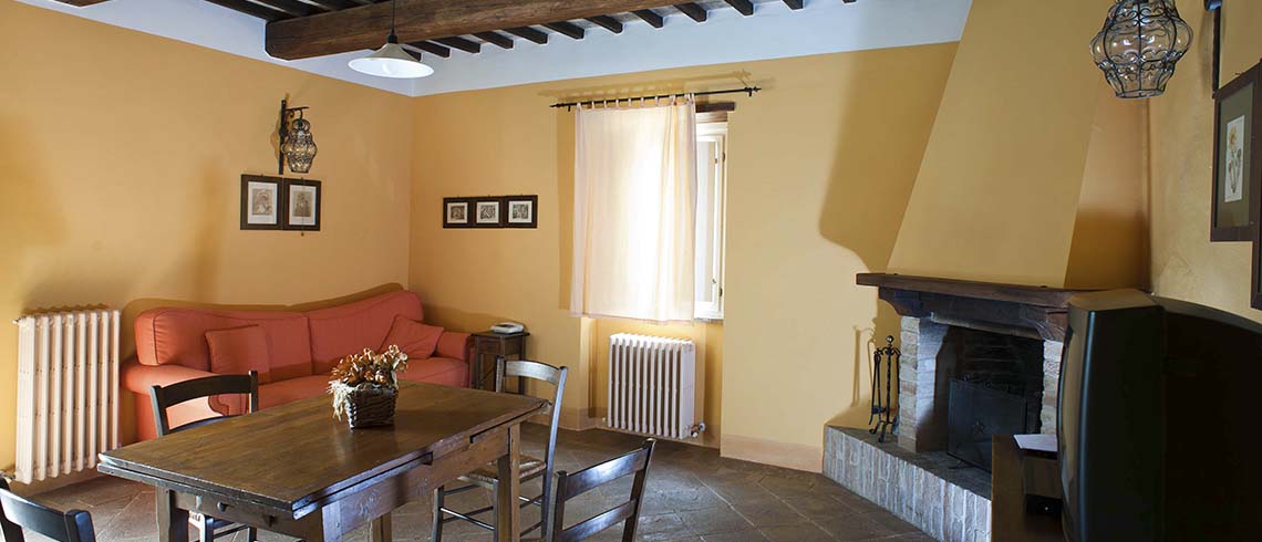 Holiday Apartments in Farmhouse with pool in Assisi | Pure Italy - 2