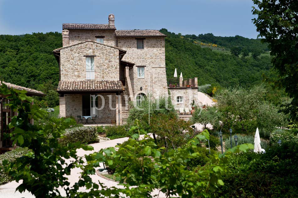 Holiday Apartments in Farmhouse with pool in Assisi | Pure Italy - 5