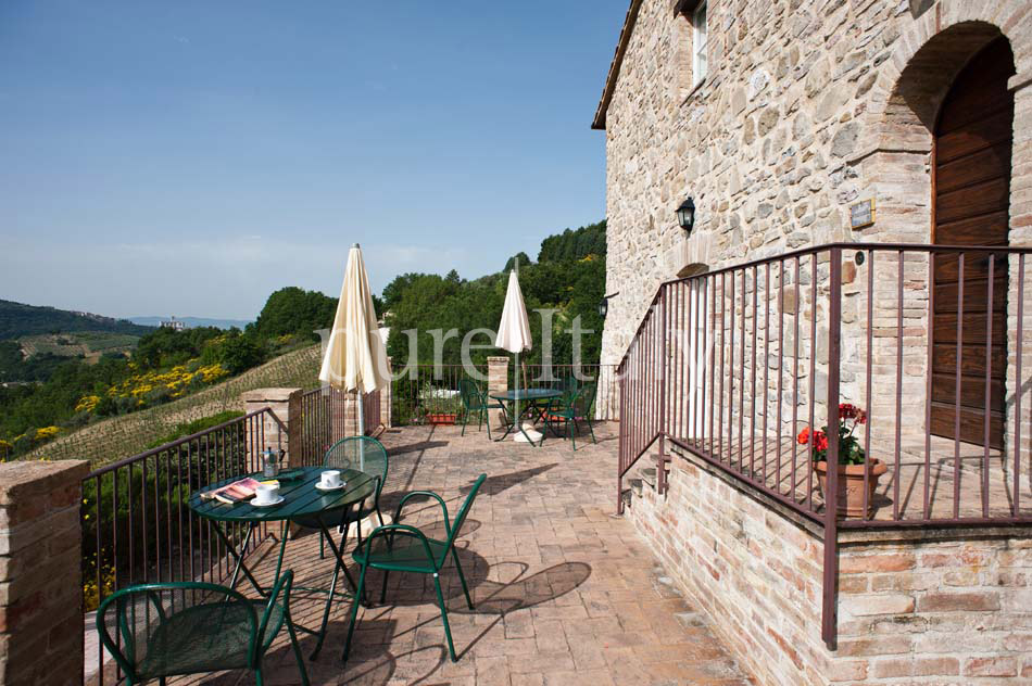 Holiday Apartments in Farmhouse with pool in Assisi | Pure Italy - 9