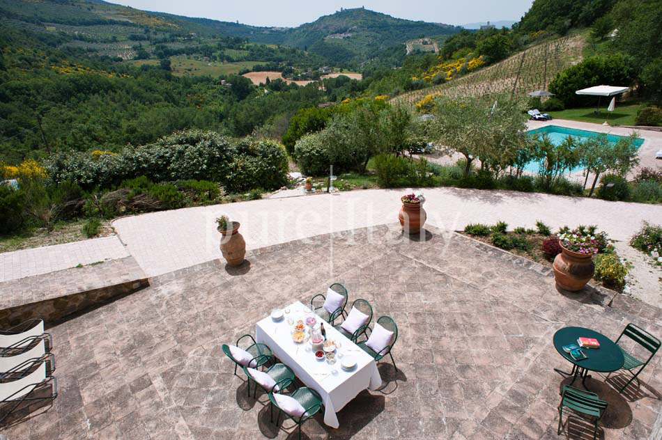 Holiday Apartments in Farmhouse with pool in Assisi | Pure Italy - 11