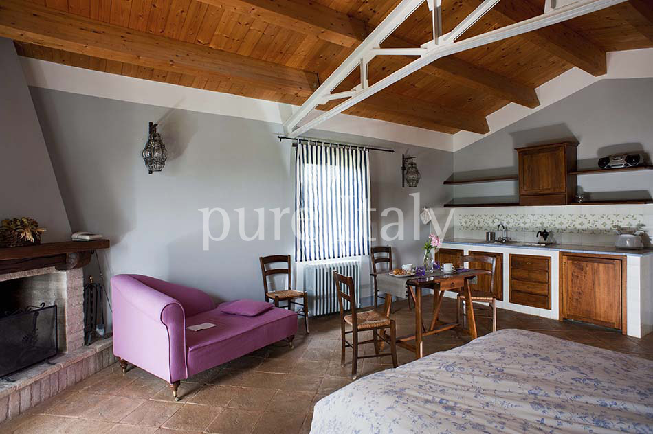 Holiday Apartments in Farmhouse with pool in Assisi | Pure Italy - 11