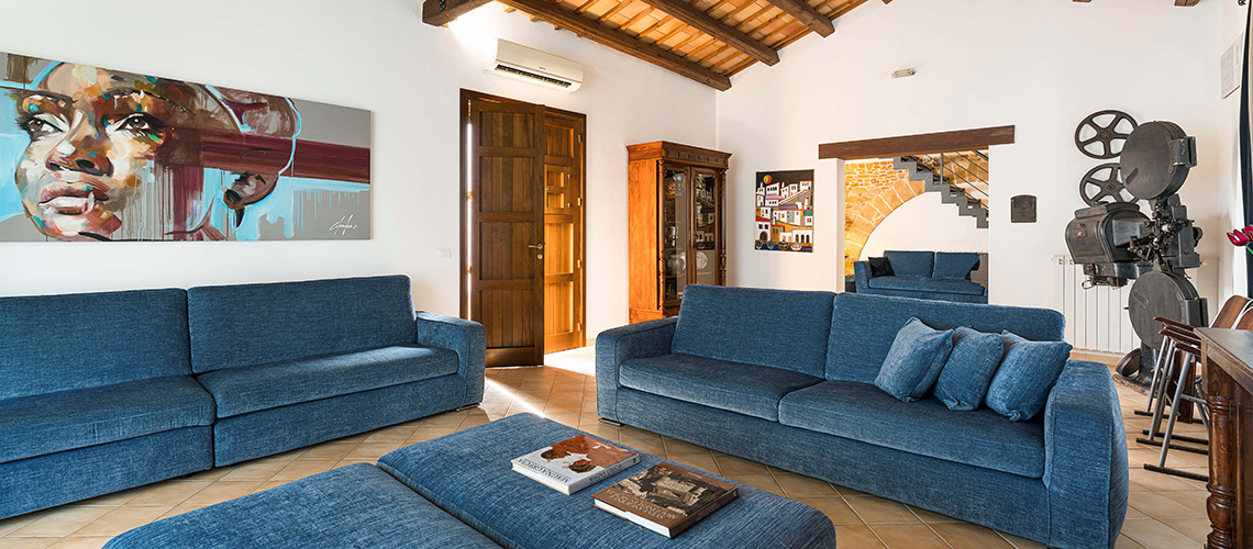 Ager Costa Large Luxury Villa with Pool for rent near Trapani Sicily - 2
