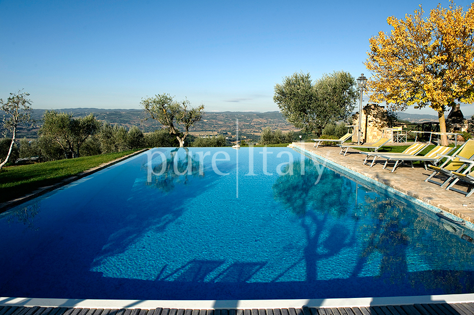 Holiday villas with pool, Todi, Umbria | Pure Italy - 8