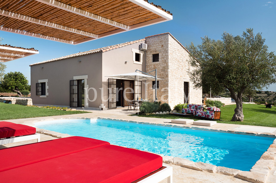 Family holiday rental villas with pool, Ragusa | Pure Italy - 7