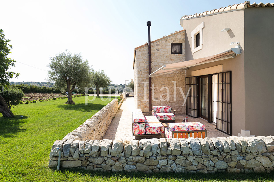 Family holiday rental villas with pool, Ragusa | Pure Italy - 25