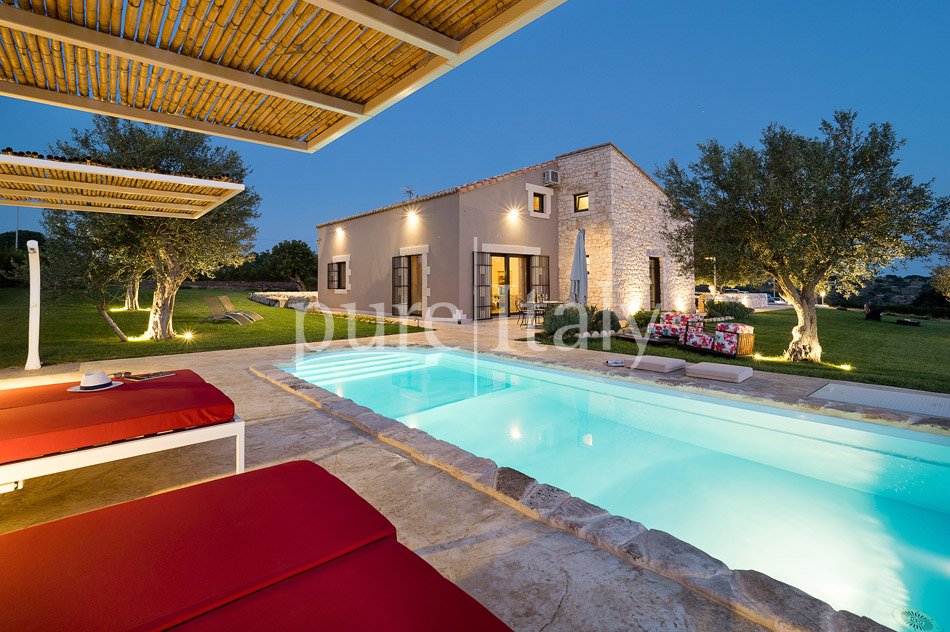 Family holiday rental villas with pool, Ragusa | Pure Italy - 30