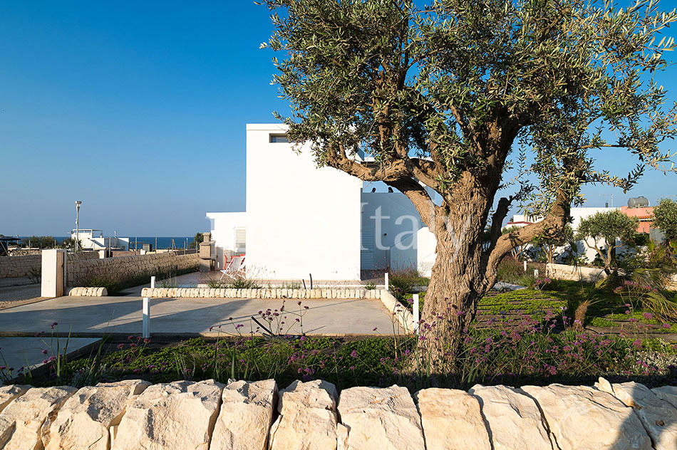 Seaside villa easy walk to a beach, Southeast Sicily |Pure Italy - 48