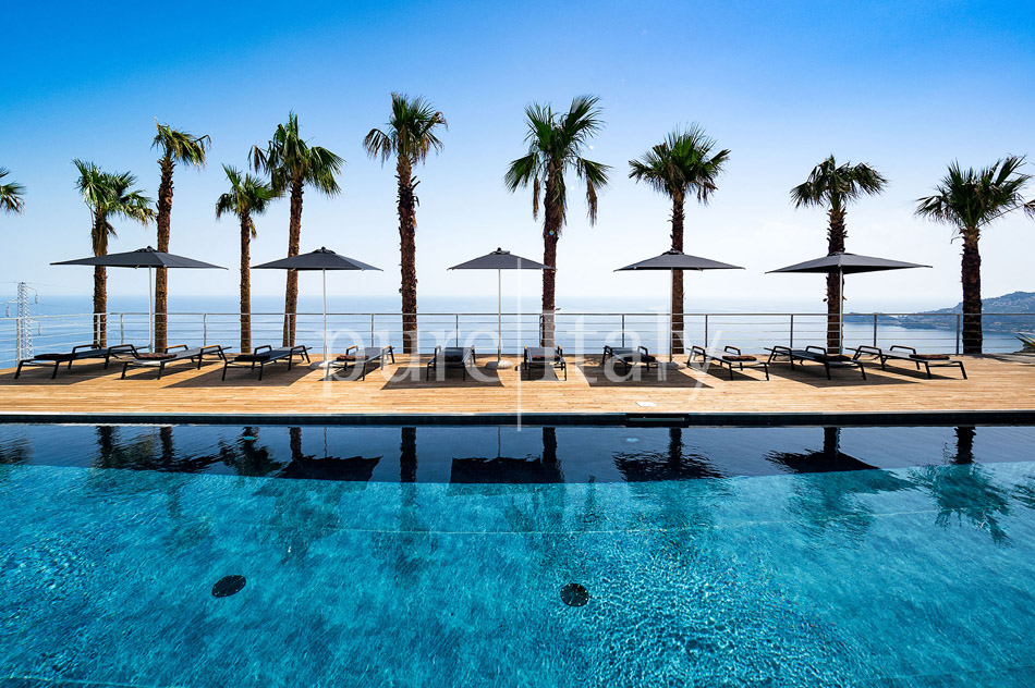 Luxury Sicilian villas with pool, Taormina Bay | Pure Italy - 7