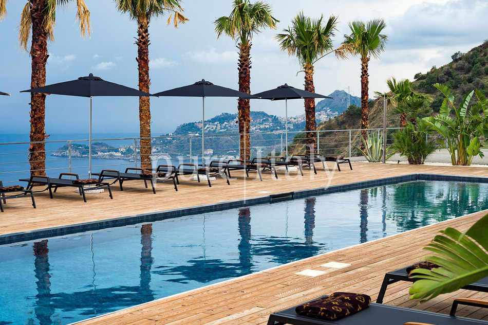 Luxury Sicilian villas with pool, Taormina Bay | Pure Italy - 8