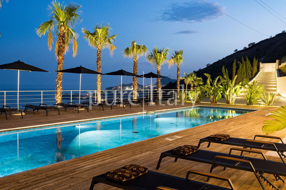 Luxury Sicilian villas with pool, Taormina Bay | Pure Italy - 17
