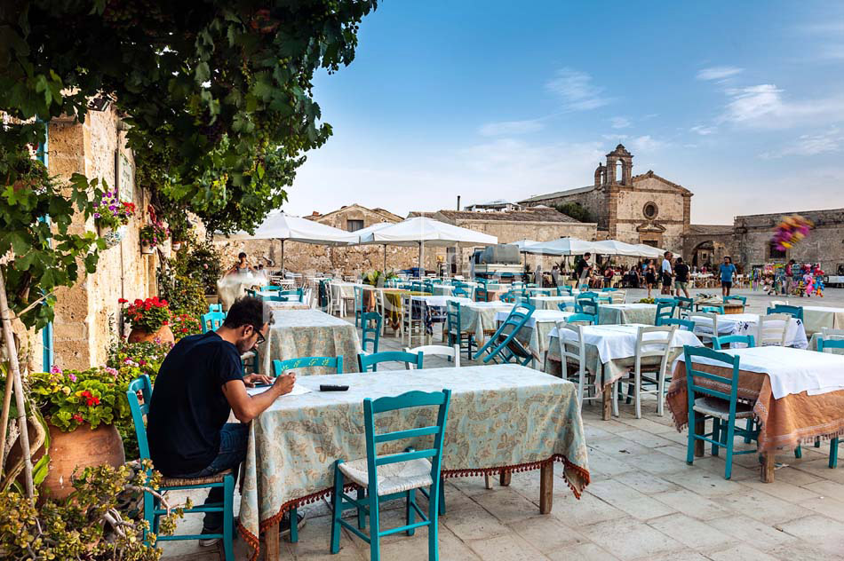 Fabulous beachfront villas on Sicily’s south-east coast |Pure Italy - 51