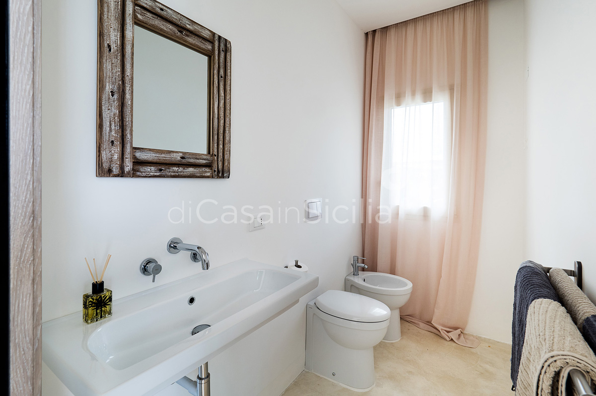 Contrada Luxury Design Villa with Pool for rent near Noto Sicily - 46