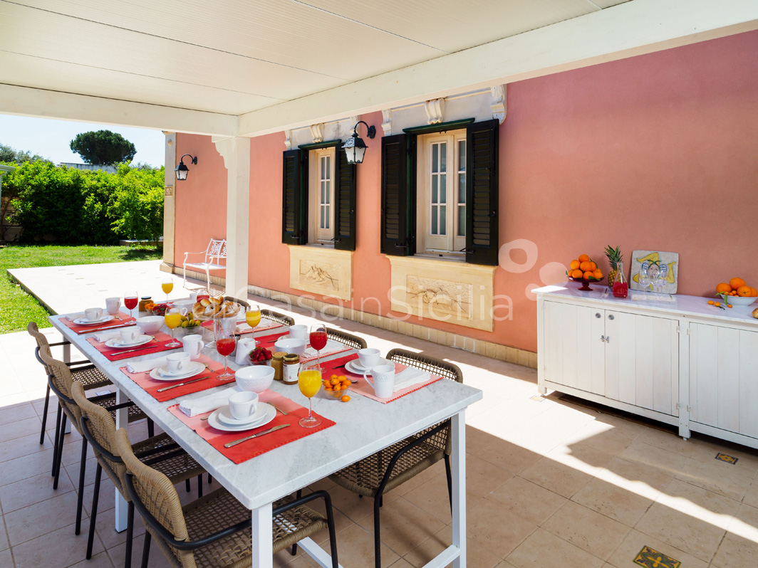 Gira Sole Sicily Villa Rental with Pool by the Beach Fontane Bianche - 14