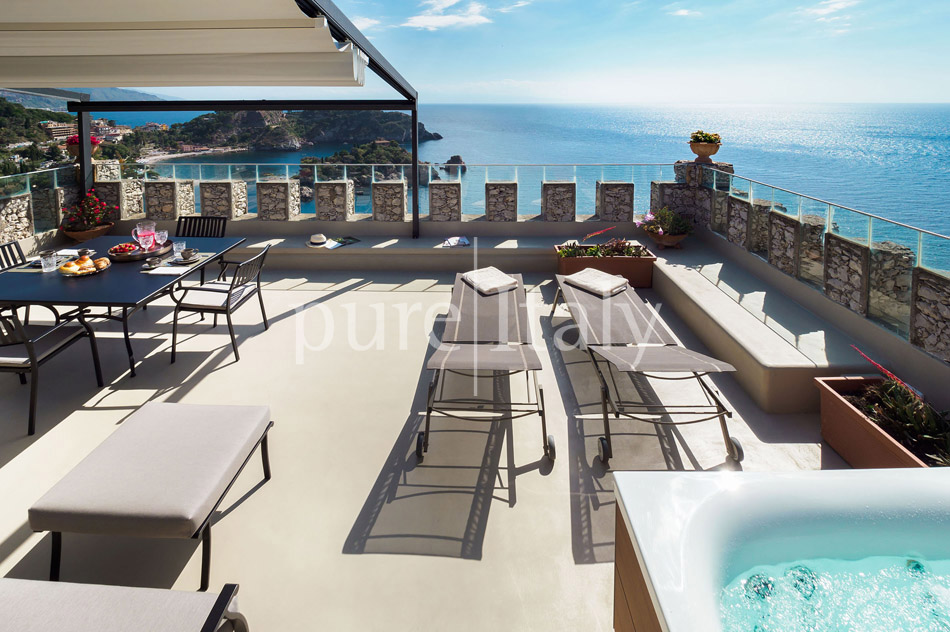 Superb seafront apartments, Taormina, Eastern Sicily|Pure Italy - 2