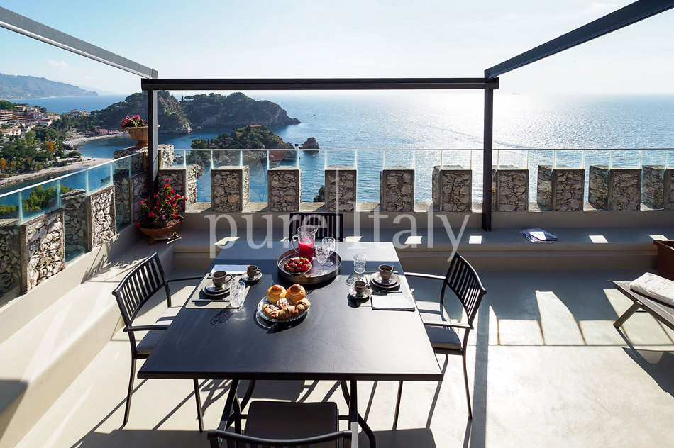 Superb seafront apartments, Taormina, Eastern Sicily|Pure Italy - 4