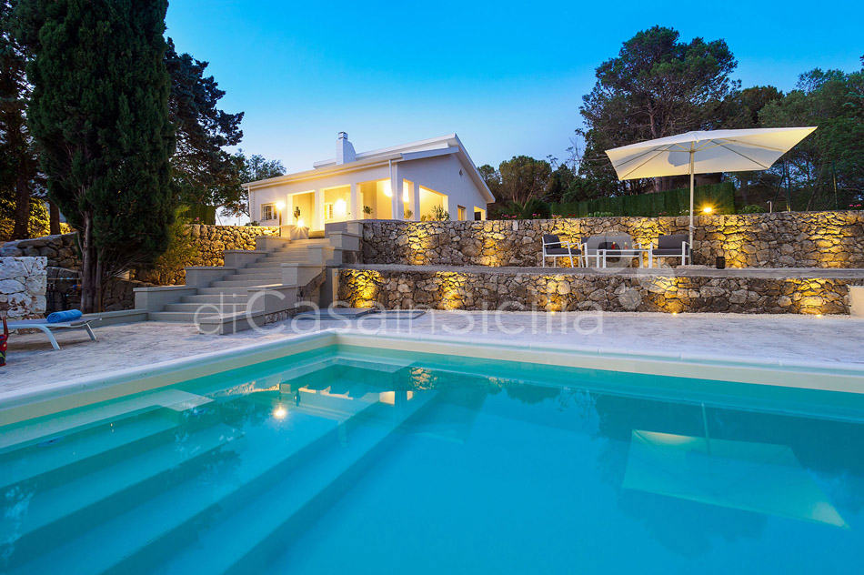 Cava Grande Sizilien Design-Villa mit Pool zur Miete in Avola  - 28