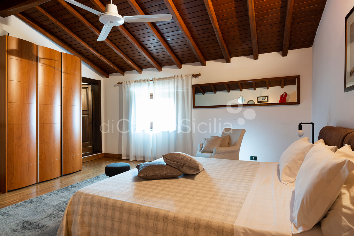 Palmento La Rosa Sicily Villa Rental with Pool Trecastagni Mount Etna - 41