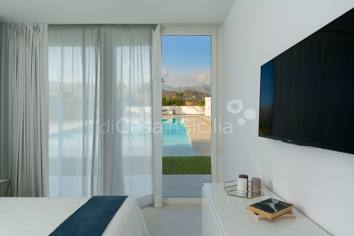 Villa Greta Luxury Villa with Pool for rent near Taormina Sicily
 - 38