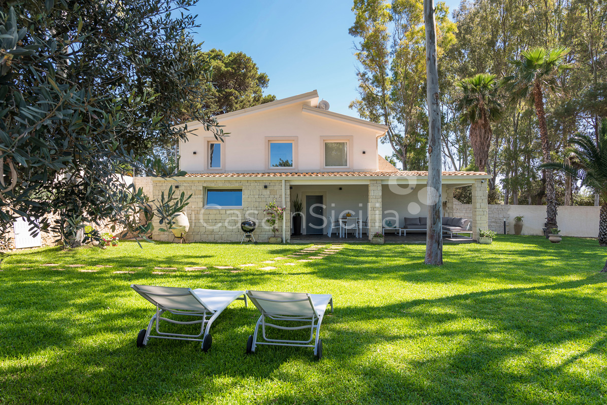 Marinella Holiday Seafront Villa for rent in Syracuse, Sicily - 20