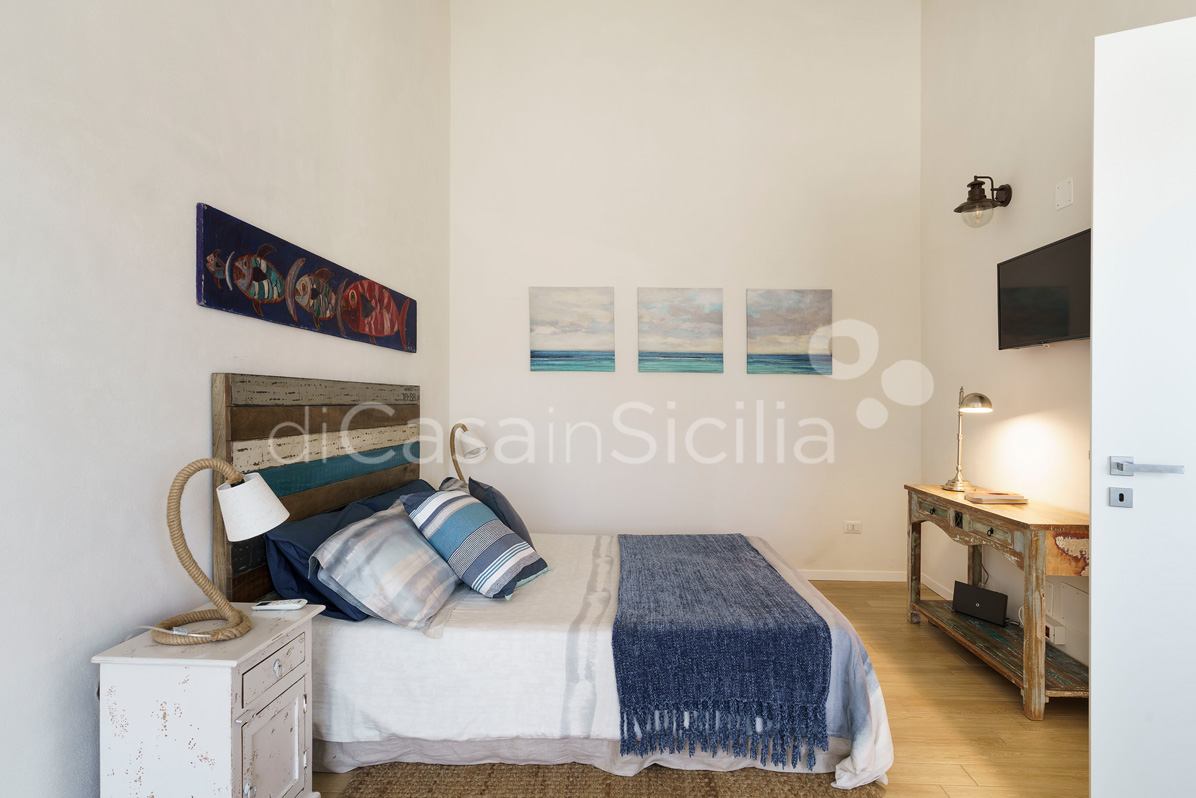 Marinella Holiday Seafront Villa for rent in Syracuse, Sicily - 45