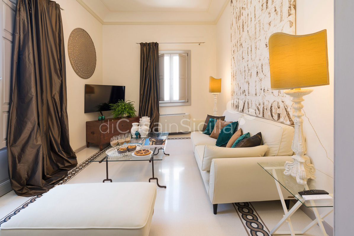 Dimora al Duomo Luxury Apartment for rent in Trapani centre Sicily - 22