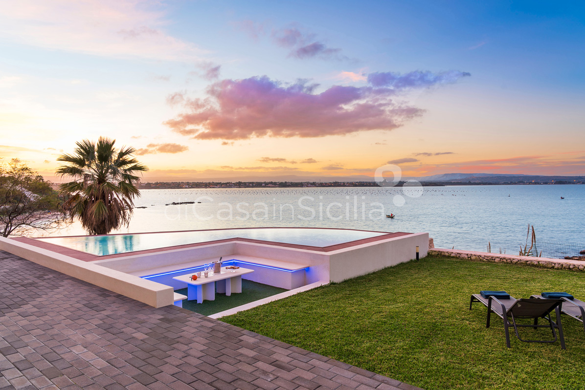 Artemare Seafront Luxury Villa for rent in Syracuse Sicily - 12