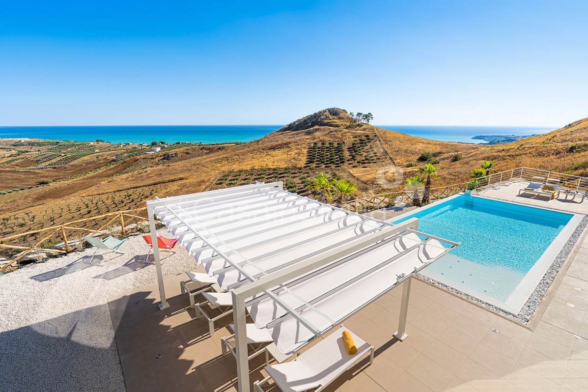 Villa Domizia, Bovo Marina, Sicily - Villa with pool for rent - 16