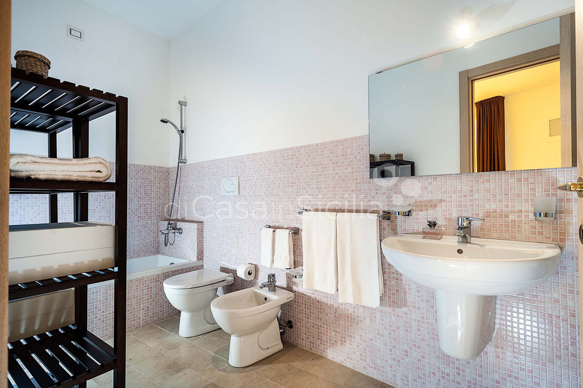 Corte Dorata Country Villa with Pool and Spa for rent Scicli Sicily - 27