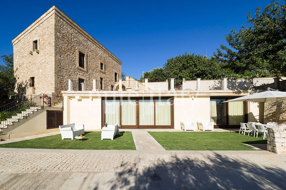 The finest Holiday Villas in proximity to beaches, Ragusa|Pure Italy - 16