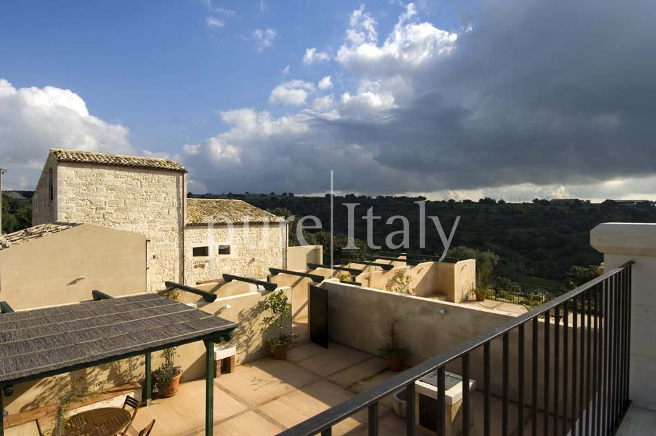 Vacation rental apartments with shared pool, Ragusa | Pure Italy - 10