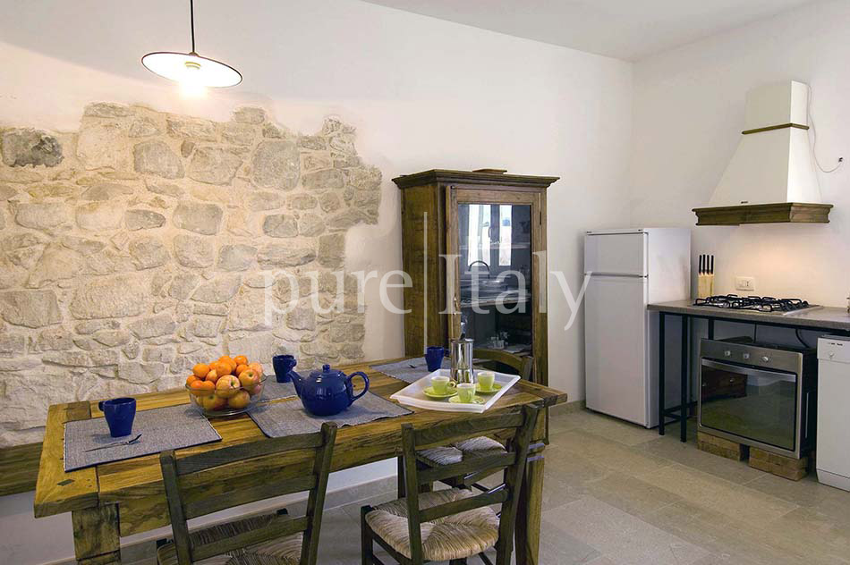 Vacation rental apartments with shared pool, Ragusa | Pure Italy - 16
